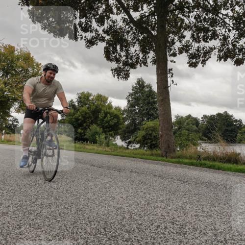 30.08.2026 - Elbe Triathlon Hamburg Michael Burmester http://msf.ph/oto/10055069 30.08.2026 11:22:42 Radfahren 1095, 1401, 1585 meine-sportfotos.de