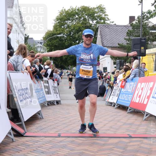 30.08.2026 - Blankeneser Heldenlauf Lena Gebhardt http://msf.ph/oto/10055104 30.08.2026 12:07:54 Ziel 2064, 2272, 2334 meine-sportfotos.de