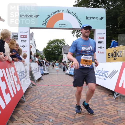 30.08.2026 - Blankeneser Heldenlauf Lena Gebhardt http://msf.ph/oto/10055117 30.08.2026 12:07:55 Ziel 2064, 2272, 2334 meine-sportfotos.de