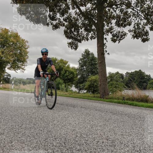 30.08.2026 - Elbe Triathlon Hamburg Michael Burmester http://msf.ph/oto/10055156 30.08.2026 11:26:08 Radfahren 1531, 1611, 1622, 1672 meine-sportfotos.de