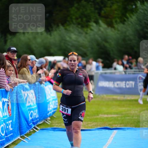 30.08.2026 - Elbe Triathlon Hamburg LAZAROV Photography http://msf.ph/oto/10055157 30.08.2026 11:01:16 Ziel 261, 391 meine-sportfotos.de