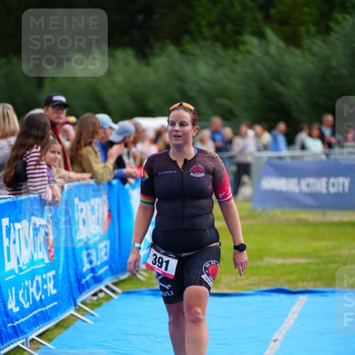 30.08.2026 - Elbe Triathlon Hamburg LAZAROV Photography http://msf.ph/oto/10055161 30.08.2026 11:01:17 Ziel 261, 391 meine-sportfotos.de
