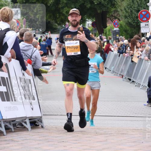 30.08.2026 - Blankeneser Heldenlauf Lena Gebhardt http://msf.ph/oto/10055162 30.08.2026 12:08:04 Ziel 2334, 2521, 4158 meine-sportfotos.de