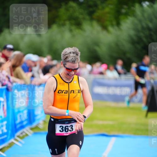 30.08.2026 - Elbe Triathlon Hamburg LAZAROV Photography http://msf.ph/oto/10055215 30.08.2026 11:02:12 Ziel 363, 732 meine-sportfotos.de