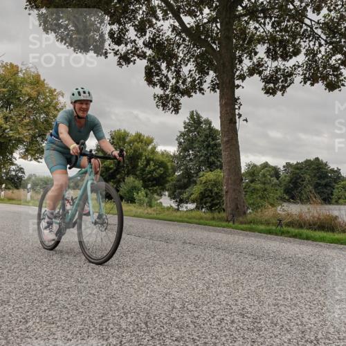 30.08.2026 - Elbe Triathlon Hamburg Michael Burmester http://msf.ph/oto/10055223 30.08.2026 11:27:47 Radfahren 1366, 1457, 1458, 1652, 1657, 1661, 1704, 1711 meine-sportfotos.de