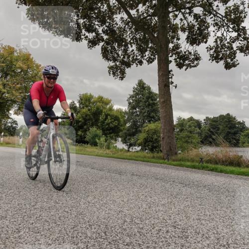 30.08.2026 - Elbe Triathlon Hamburg Michael Burmester http://msf.ph/oto/10055242 30.08.2026 11:28:01 Radfahren 1466, 1606, 1614, 1616, 1693 meine-sportfotos.de