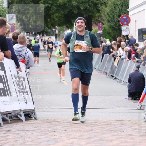 30.08.2026 - Blankeneser Heldenlauf Lena Gebhardt http://msf.ph/oto/10055261 30.08.2026 12:08:19 Ziel 2037, 2625 meine-sportfotos.de