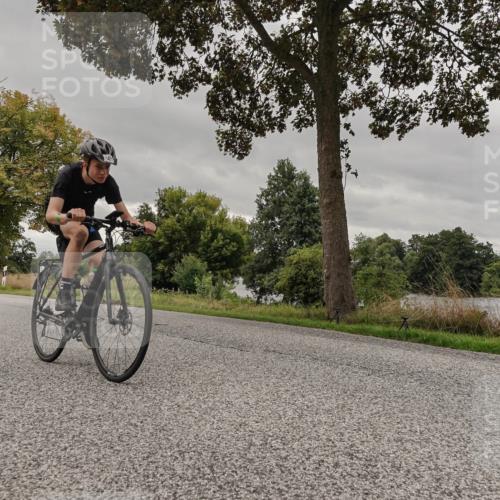 30.08.2026 - Elbe Triathlon Hamburg Michael Burmester http://msf.ph/oto/10055263 30.08.2026 11:28:39 Radfahren 1451, 1488 meine-sportfotos.de