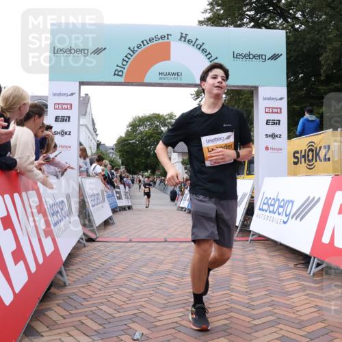 30.08.2026 - Blankeneser Heldenlauf Lena Gebhardt http://msf.ph/oto/10055374 30.08.2026 12:08:39 Ziel 2792 meine-sportfotos.de
