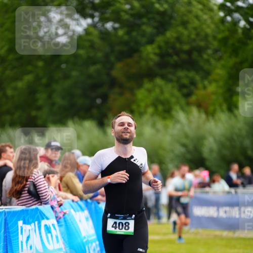 30.08.2026 - Elbe Triathlon Hamburg LAZAROV Photography http://msf.ph/oto/10055384 30.08.2026 11:03:01 Ziel 408 meine-sportfotos.de