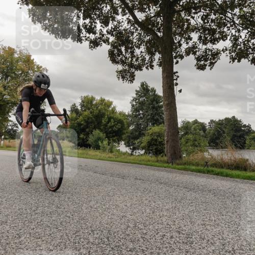 30.08.2026 - Elbe Triathlon Hamburg Michael Burmester http://msf.ph/oto/10055393 30.08.2026 11:33:10 Radfahren 1402, 1583, 1591 meine-sportfotos.de