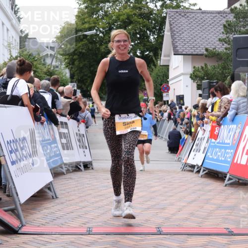30.08.2026 - Blankeneser Heldenlauf Lena Gebhardt http://msf.ph/oto/10055440 30.08.2026 12:08:51 Ziel 2448, 2659, 2841, 4160 meine-sportfotos.de