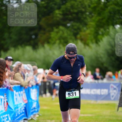 30.08.2026 - Elbe Triathlon Hamburg LAZAROV Photography http://msf.ph/oto/10055473 30.08.2026 11:03:56 Ziel 483, 531, 642, 664 meine-sportfotos.de