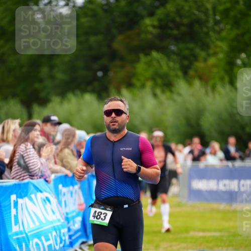 30.08.2026 - Elbe Triathlon Hamburg LAZAROV Photography http://msf.ph/oto/10055487 30.08.2026 11:03:59 Ziel 449, 483, 531, 642, 658, 664, 1897 meine-sportfotos.de