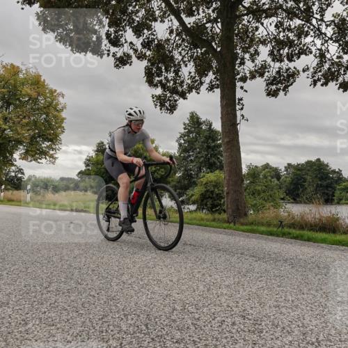30.08.2026 - Elbe Triathlon Hamburg Michael Burmester http://msf.ph/oto/10055495 30.08.2026 11:37:54 Radfahren 1521, 1571 meine-sportfotos.de