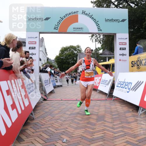 30.08.2026 - Blankeneser Heldenlauf Lena Gebhardt http://msf.ph/oto/10055499 30.08.2026 12:09:02 Ziel 2304, 2448, 4476 meine-sportfotos.de