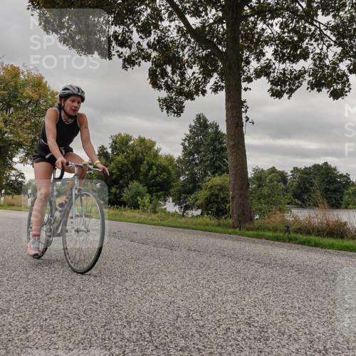 30.08.2026 - Elbe Triathlon Hamburg Michael Burmester http://msf.ph/oto/10055526 30.08.2026 11:38:54 Radfahren 1535, 1596, 1637 meine-sportfotos.de