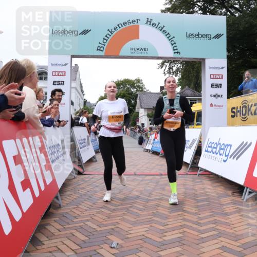 30.08.2026 - Blankeneser Heldenlauf Lena Gebhardt http://msf.ph/oto/10055547 30.08.2026 12:09:08 Ziel 2304, 2464, 2637, 4476 meine-sportfotos.de