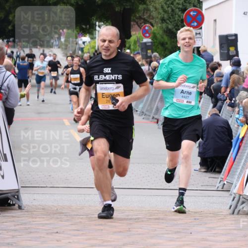 30.08.2026 - Blankeneser Heldenlauf Lena Gebhardt http://msf.ph/oto/10055570 30.08.2026 12:09:19 Ziel 2876, 4427 meine-sportfotos.de