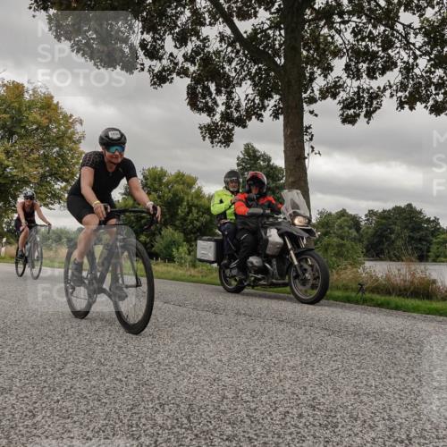 30.08.2026 - Elbe Triathlon Hamburg Michael Burmester http://msf.ph/oto/10055587 30.08.2026 11:42:00 Radfahren 1665, 1690 meine-sportfotos.de