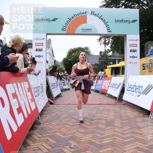 30.08.2026 - Blankeneser Heldenlauf Lena Gebhardt http://msf.ph/oto/10055612 30.08.2026 12:09:25 Ziel 2481, 2876, 4427 meine-sportfotos.de