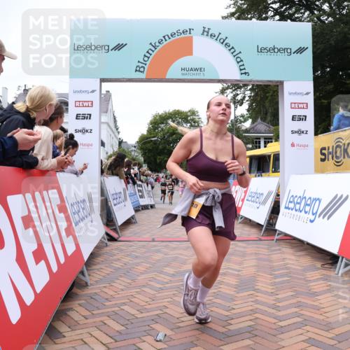 30.08.2026 - Blankeneser Heldenlauf Lena Gebhardt http://msf.ph/oto/10055619 30.08.2026 12:09:25 Ziel 2481, 2876, 4427 meine-sportfotos.de