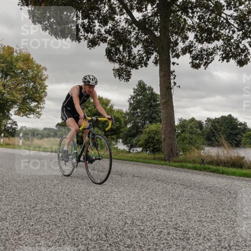 30.08.2026 - Elbe Triathlon Hamburg Michael Burmester http://msf.ph/oto/10055645 30.08.2026 11:45:32 Radfahren 1661, 1695, 1711 meine-sportfotos.de