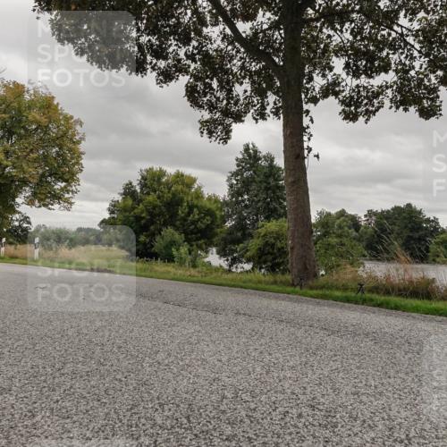 30.08.2026 - Elbe Triathlon Hamburg Michael Burmester http://msf.ph/oto/10055700 30.08.2026 11:50:27 Radfahren 1605, 1717, 1720 meine-sportfotos.de