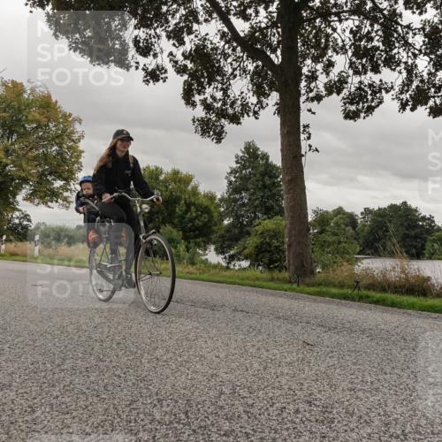 30.08.2026 - Elbe Triathlon Hamburg Michael Burmester http://msf.ph/oto/10055760 30.08.2026 12:02:36 Radfahren  meine-sportfotos.de