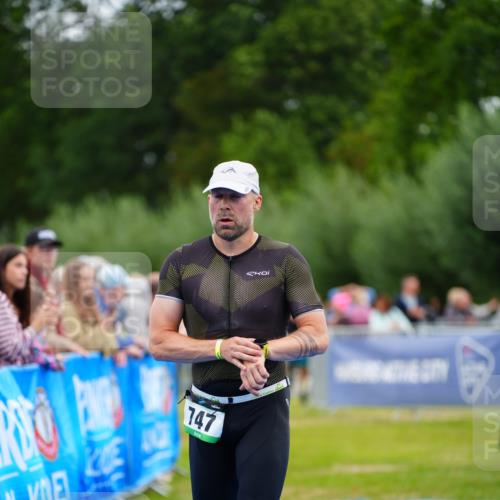 30.08.2026 - Elbe Triathlon Hamburg LAZAROV Photography http://msf.ph/oto/10055766 30.08.2026 11:05:50 Ziel 414, 431, 747 meine-sportfotos.de