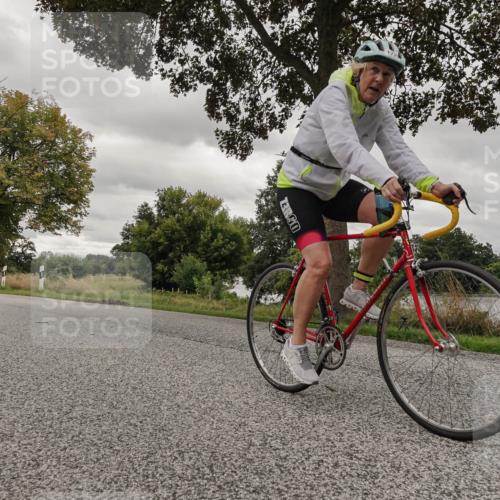 30.08.2026 - Elbe Triathlon Hamburg Michael Burmester http://msf.ph/oto/10055777 30.08.2026 12:14:41 Radfahren 1720 meine-sportfotos.de