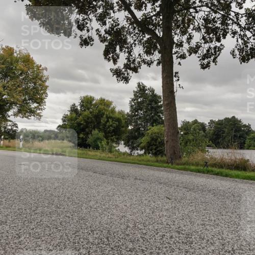 30.08.2026 - Elbe Triathlon Hamburg Michael Burmester http://msf.ph/oto/10055785 30.08.2026 12:16:59 Radfahren  meine-sportfotos.de