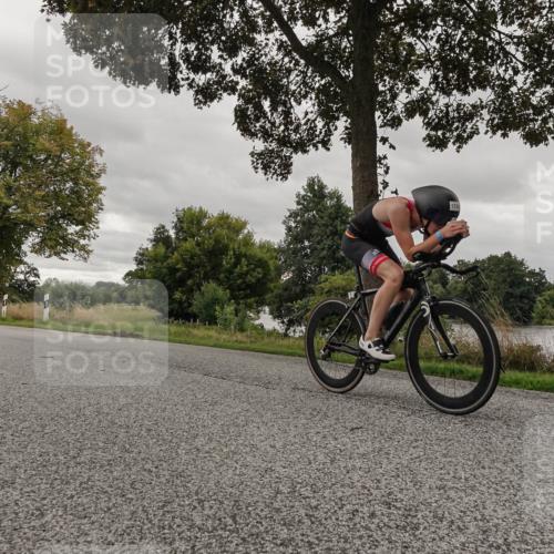 30.08.2026 - Elbe Triathlon Hamburg Michael Burmester http://msf.ph/oto/10055852 30.08.2026 12:22:11 Radfahren 1740 meine-sportfotos.de
