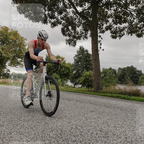 30.08.2026 - Elbe Triathlon Hamburg Michael Burmester http://msf.ph/oto/10055861 30.08.2026 12:24:22 Radfahren 1725 meine-sportfotos.de