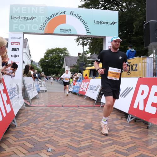 30.08.2026 - Blankeneser Heldenlauf Lena Gebhardt http://msf.ph/oto/10055869 30.08.2026 12:09:57 Ziel 2096, 2340, 2788, 4259, 4473 meine-sportfotos.de