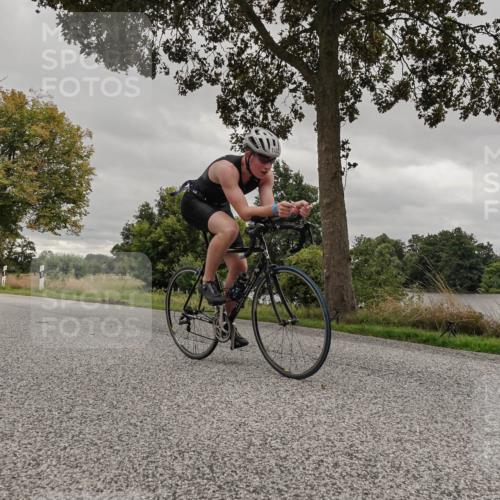 30.08.2026 - Elbe Triathlon Hamburg Michael Burmester http://msf.ph/oto/10055883 30.08.2026 12:26:31 Radfahren 1727, 1733 meine-sportfotos.de