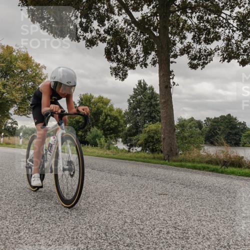 30.08.2026 - Elbe Triathlon Hamburg Michael Burmester http://msf.ph/oto/10055890 30.08.2026 12:27:55 Radfahren 1743, 1747 meine-sportfotos.de
