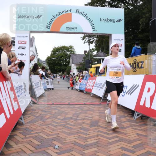 30.08.2026 - Blankeneser Heldenlauf Lena Gebhardt http://msf.ph/oto/10055893 30.08.2026 12:10:00 Ziel 2096, 2340, 2788, 4259 meine-sportfotos.de