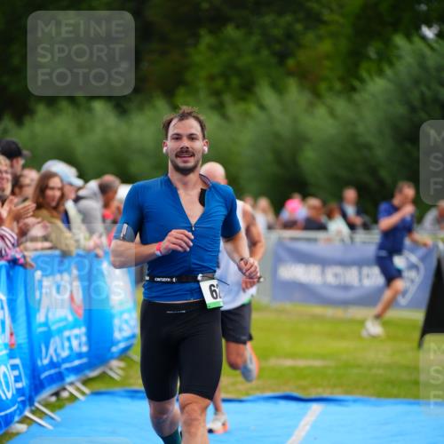 30.08.2026 - Elbe Triathlon Hamburg LAZAROV Photography http://msf.ph/oto/10055919 30.08.2026 11:06:32 Ziel 482, 628, 675, 1067 meine-sportfotos.de
