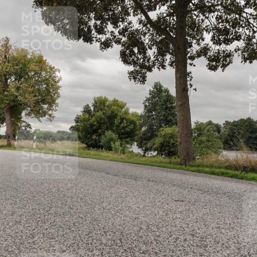 30.08.2026 - Elbe Triathlon Hamburg Michael Burmester http://msf.ph/oto/10055929 30.08.2026 12:30:51 Radfahren 1761 meine-sportfotos.de