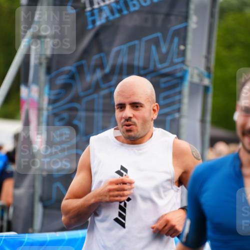 30.08.2026 - Elbe Triathlon Hamburg LAZAROV Photography http://msf.ph/oto/10055935 30.08.2026 11:06:35 Ziel 482, 628, 675, 1067 meine-sportfotos.de