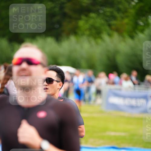 30.08.2026 - Elbe Triathlon Hamburg LAZAROV Photography http://msf.ph/oto/10055962 30.08.2026 11:06:41 Ziel 675, 1067 meine-sportfotos.de
