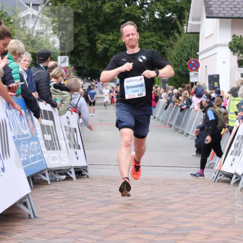 30.08.2026 - Blankeneser Heldenlauf Lena Gebhardt http://msf.ph/oto/10055963 30.08.2026 12:10:15 Ziel 2052, 4341 meine-sportfotos.de