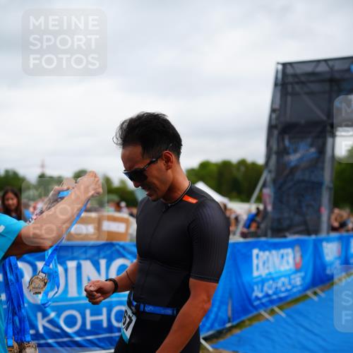 30.08.2026 - Elbe Triathlon Hamburg LAZAROV Photography http://msf.ph/oto/10055965 30.08.2026 11:06:45 Ziel 289 meine-sportfotos.de