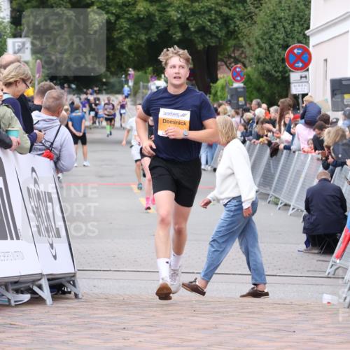 30.08.2026 - Blankeneser Heldenlauf Lena Gebhardt http://msf.ph/oto/10055989 30.08.2026 12:10:24 Ziel 2224, 4341 meine-sportfotos.de