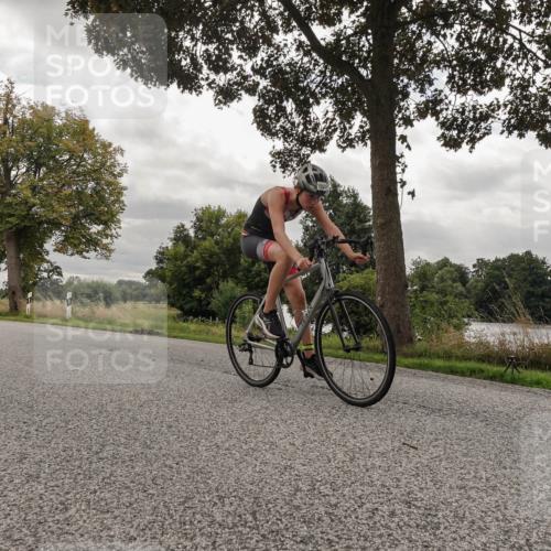 30.08.2026 - Elbe Triathlon Hamburg Michael Burmester http://msf.ph/oto/10056005 30.08.2026 12:43:52 Radfahren 1797, 1820, 1822 meine-sportfotos.de