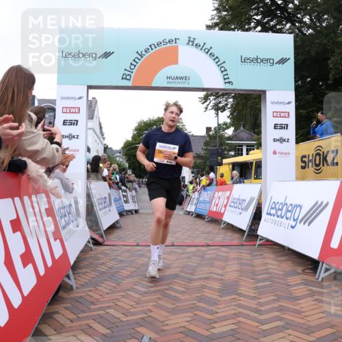 30.08.2026 - Blankeneser Heldenlauf Lena Gebhardt http://msf.ph/oto/10056008 30.08.2026 12:10:28 Ziel 2128, 2224 meine-sportfotos.de