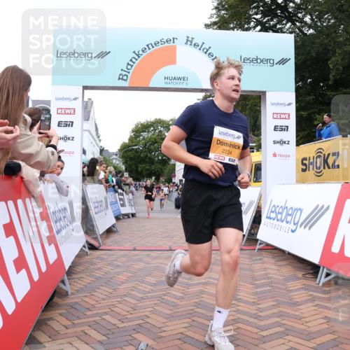 30.08.2026 - Blankeneser Heldenlauf Lena Gebhardt http://msf.ph/oto/10056021 30.08.2026 12:10:29 Ziel 2128, 2224 meine-sportfotos.de
