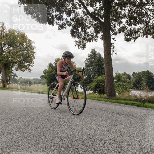 30.08.2026 - Elbe Triathlon Hamburg Michael Burmester http://msf.ph/oto/10056037 30.08.2026 12:46:57 Radfahren 1786 meine-sportfotos.de