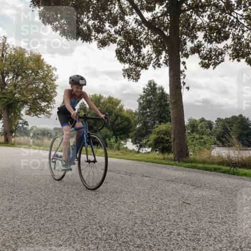 30.08.2026 - Elbe Triathlon Hamburg Michael Burmester http://msf.ph/oto/10056040 30.08.2026 12:47:43 Radfahren 1777, 1778 meine-sportfotos.de